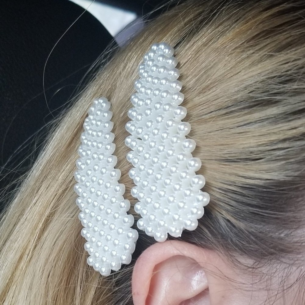 Hair Clips - Picture 2 of 3